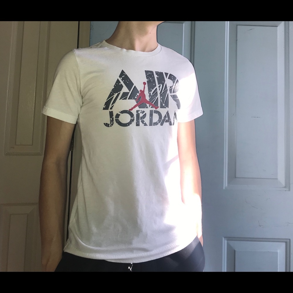 Air Jordan white T-shirt